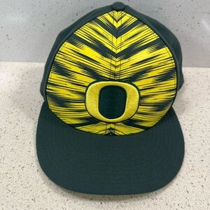 Nike Oregon Ducks SnapBack Flatbill Hat